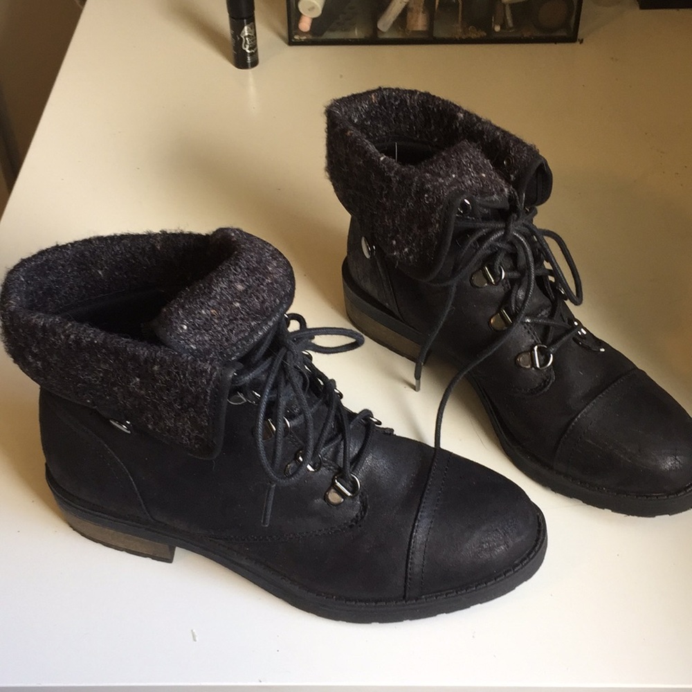 Fold-Over Combat Booties